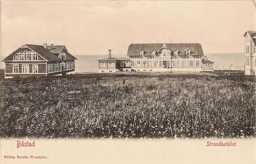 Framsida av Båstad Strandhotellet