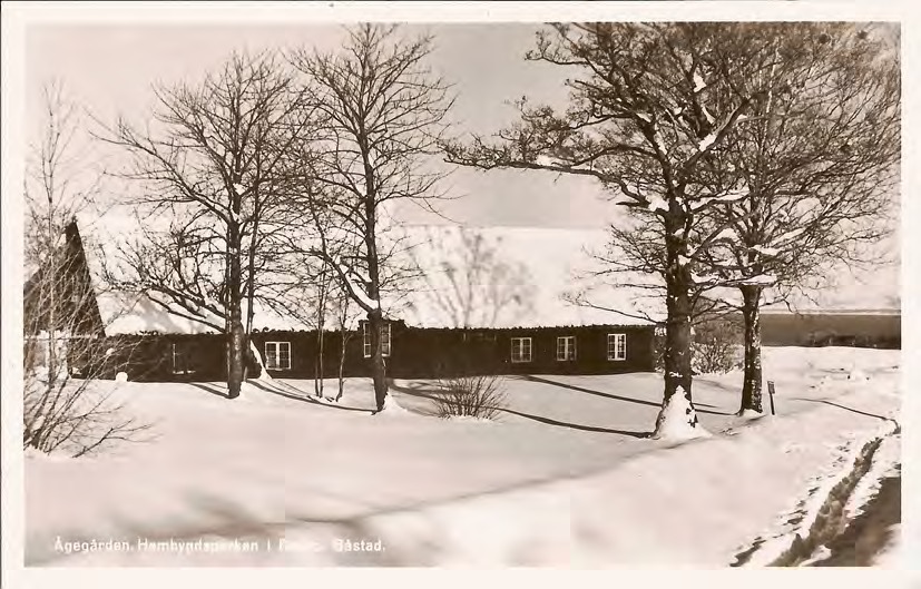 Framsida av Ågegården. Hembygdsparken i Boarp. Båstad.