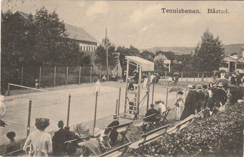 Framsida av Tennisbanan. Båstad.