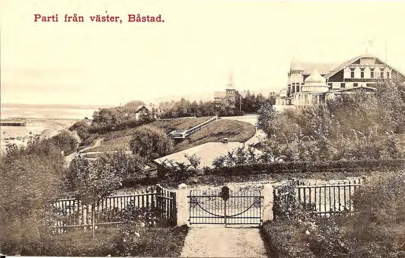 Framsida av Parti från väster, Båstad.