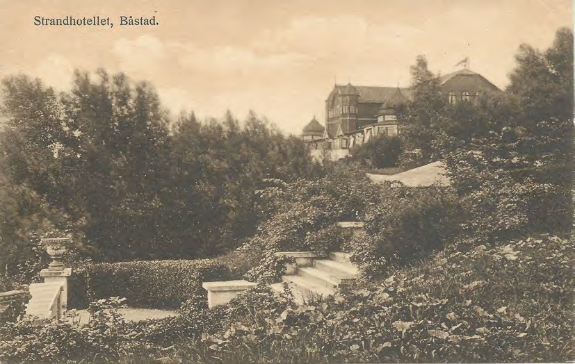 Framsida av Strandhotellet, Båstad.