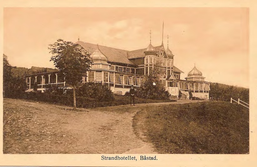 Framsida av Strandhotellet, Båstad.