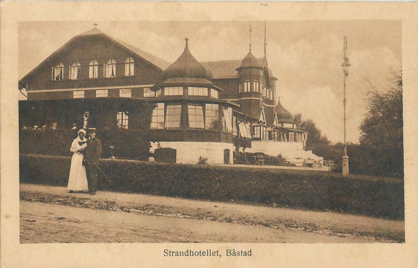 Framsida av Strandhotellet, Båstad.