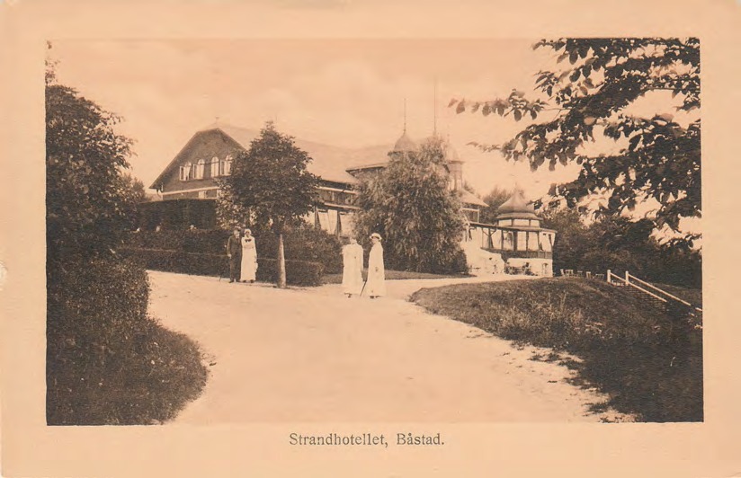 Framsida av Strandhotellet, Båstad.