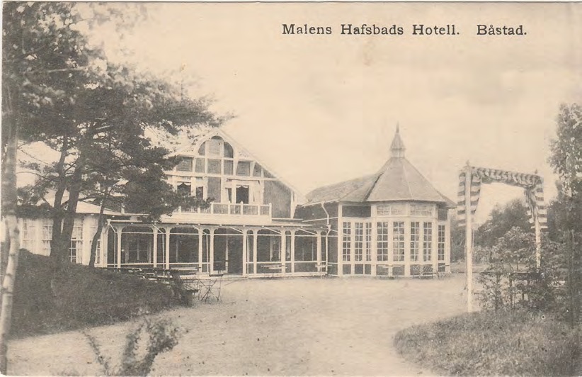 Framsida av Malens Hafsbads Hotell. Båstad.