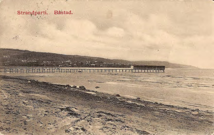 Framsida av Strandparti. Båstad.