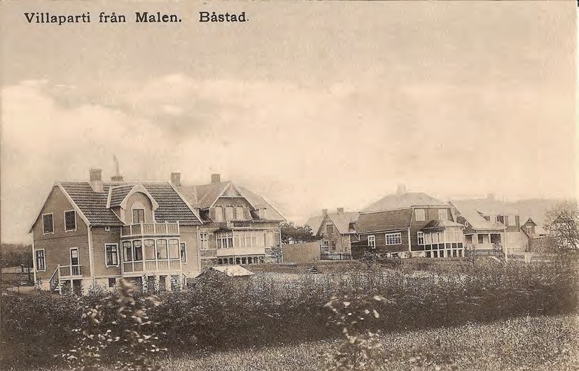 Framsida av Villaparti från Malen. Båstad.