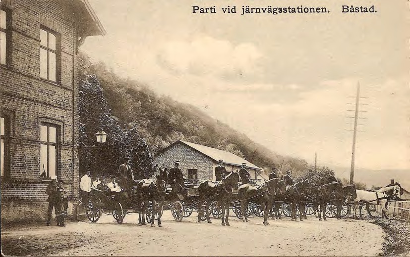 Framsida av Parti vid järnvägssstationen. Båstad.