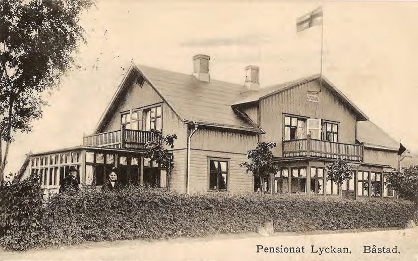 Framsida av Pensionat Lyckan. Båstad.