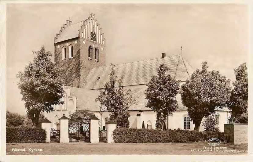 Framsida av Båstad. Kyrkan.