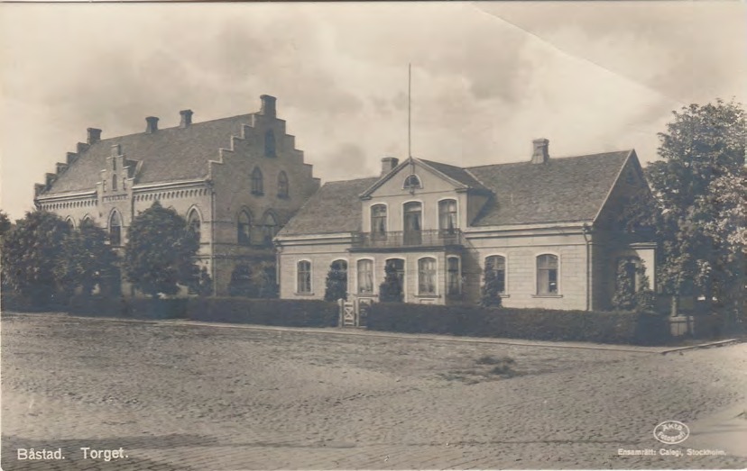 Framsida av Båstad. Torget.