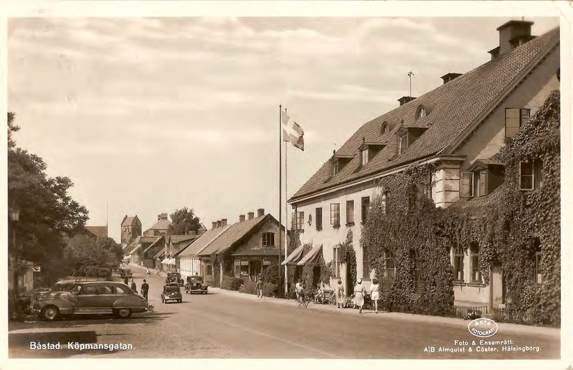 Framsida av Båstad. Köpmansgatan.
