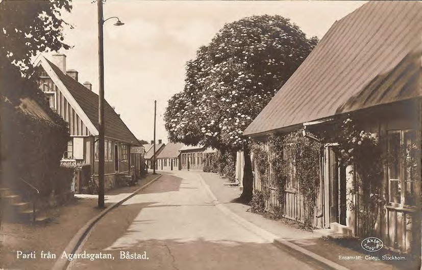 Framsida av Parti från Agardsgatan, Båstad