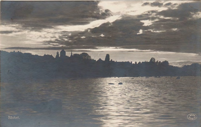Framsida av Båstad.