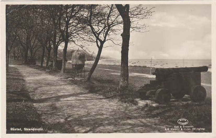 Framsida av Båstad, Strandmotiv.