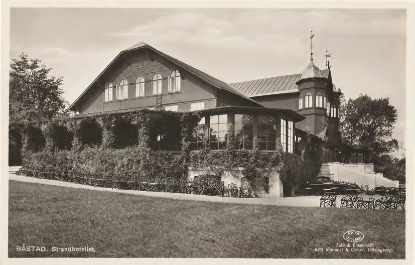 Framsida av BÅSTAD. Strandhotellet.