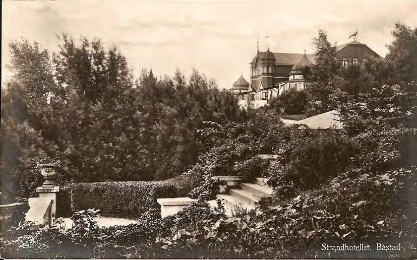 Framsida av Strandhotellet, Båstad