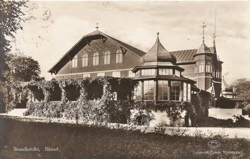 Framsida av Strandhotellet, Båstad