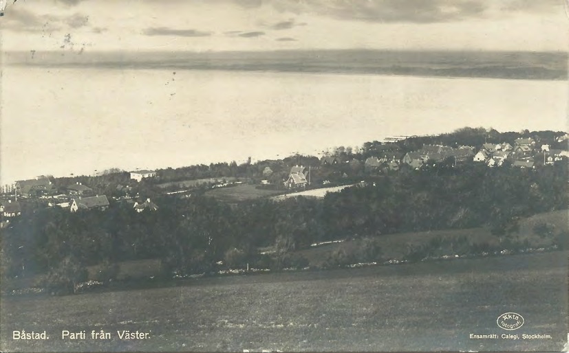 Framsida av Båstad. Parti från Väster.