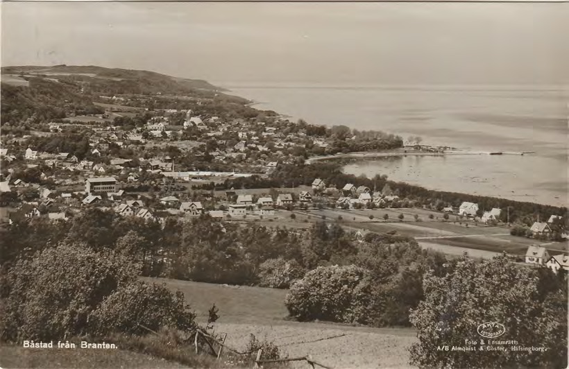 Framsida av Båstad från Branten.