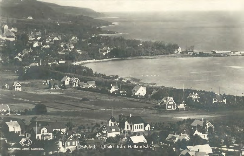 Framsida av Båstad. Utsikt från Hallandsås.
