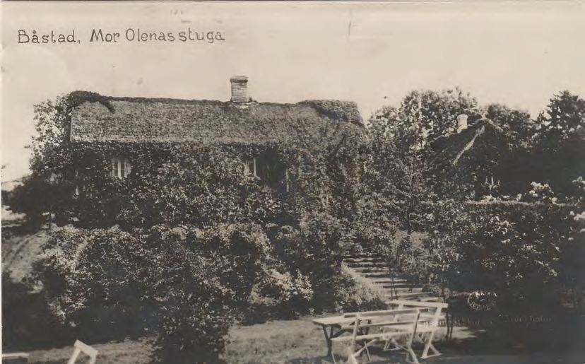 Framsida av Båstad, Mor Olenas stuga