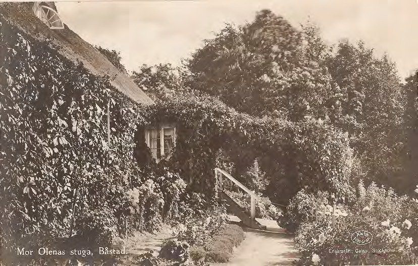 Framsida av Mor Olenas stuga, Båstad.