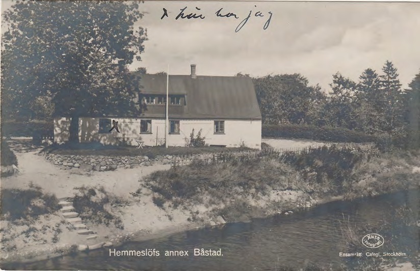 Framsida av Hemmeslöfs annex Båstad.