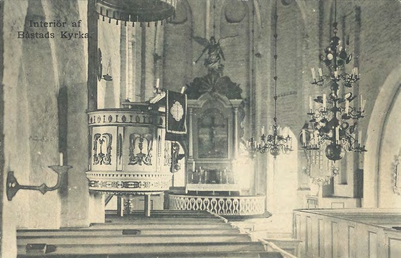 Framsida av Interiör af Båstads Kyrka.