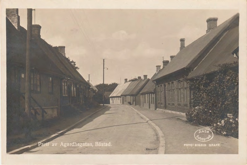Framsida av Parti av Agardhsgatan, Båstad.