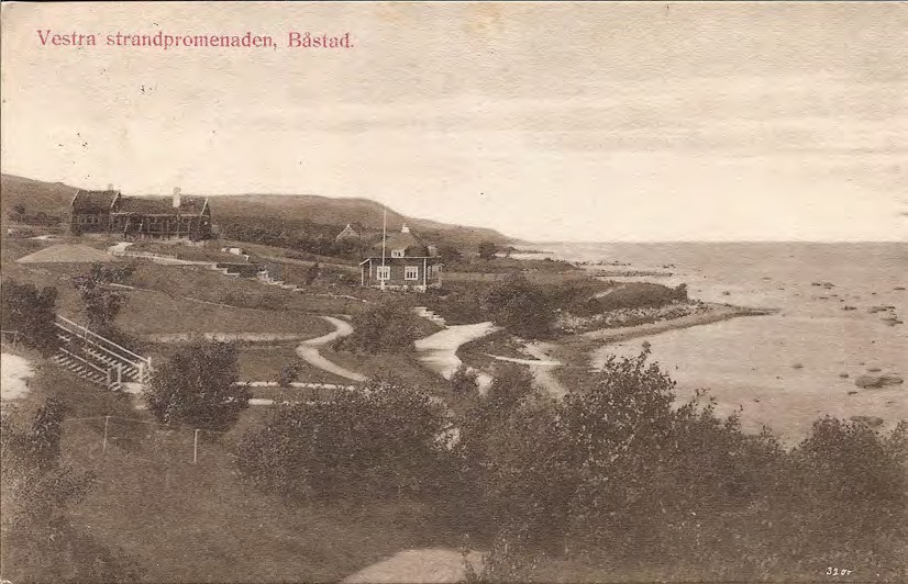 Framsida av Vestra strandpromenaden, Båstad.