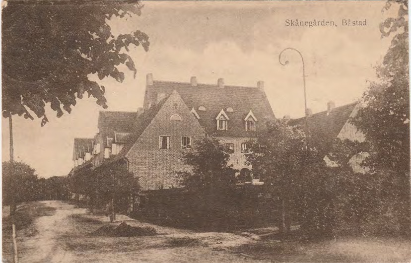 Framsida av Skånegården, Båstad.