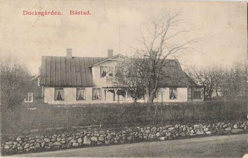 Framsida av Dockagården. Båstad.