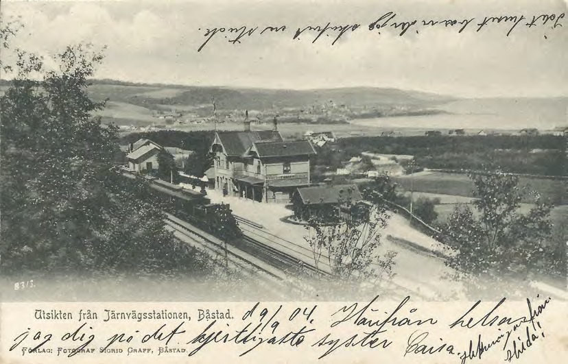 Framsida av Utsikten från Järnvägsstationen, Båstad.