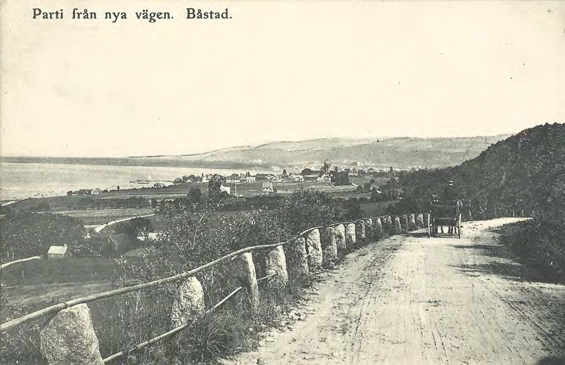 Framsida av Parti från nya vägen. Båstad.