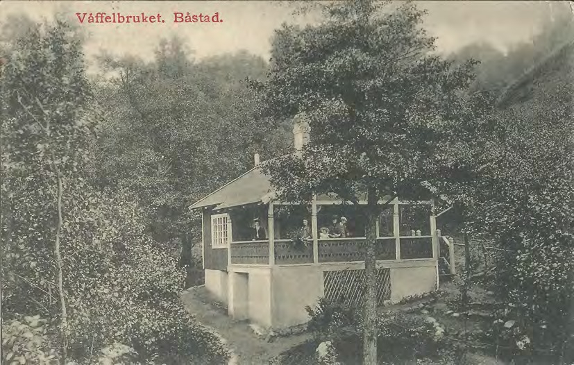 Framsida av Våffelbruket. Båstad.