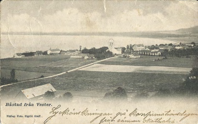 Framsida av Båstad från Vester.