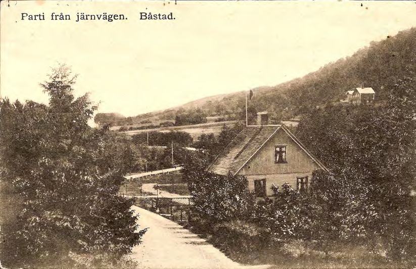 Framsida av Parti från järnvägen. Båstad.