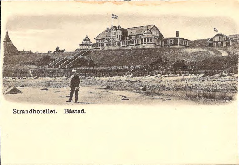 Framsida av Strandhotellet. Båstad.