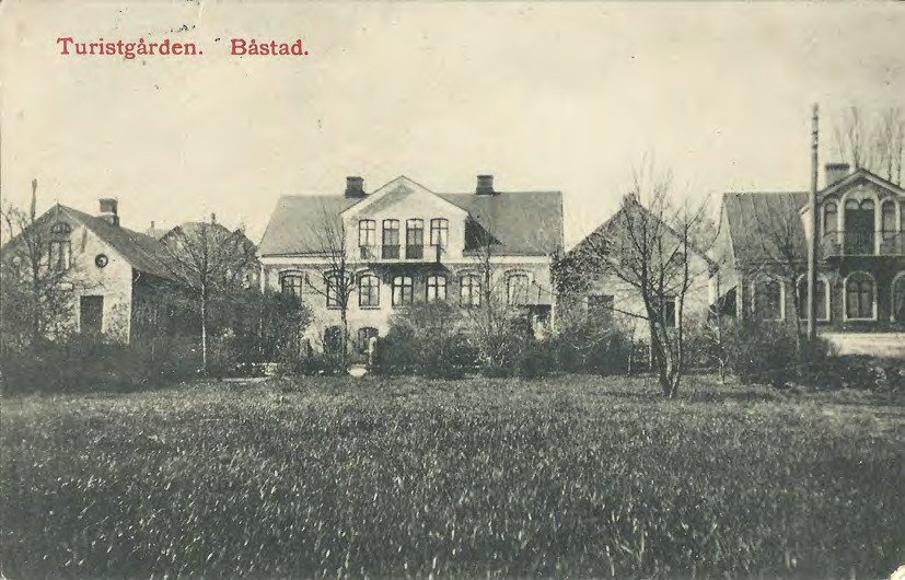 Framsida av Turistgården. Båstad.