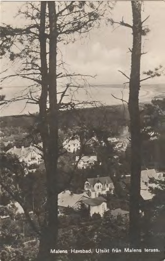 Framsida av Malens Havsbad. Utsikt från Malens terass.