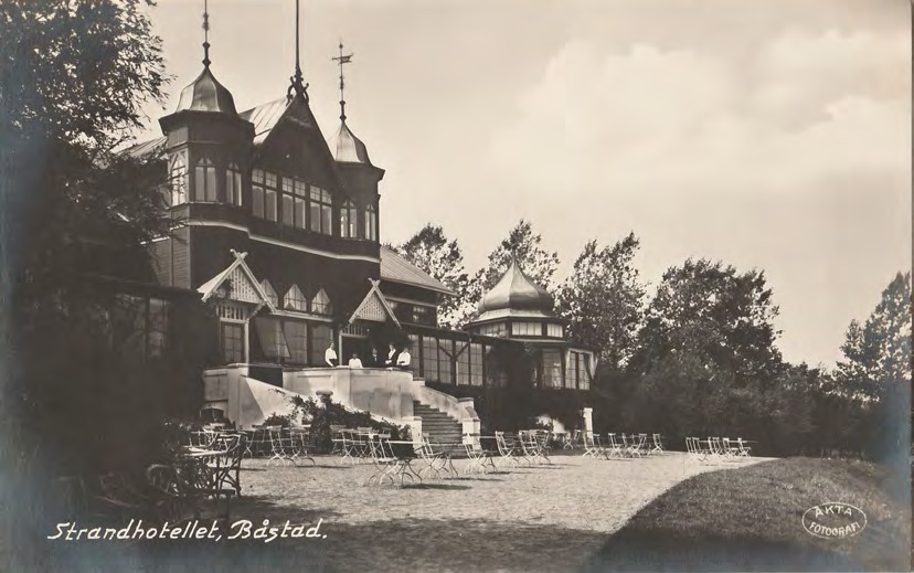 Framsida av Strandhotellet, Båstad.