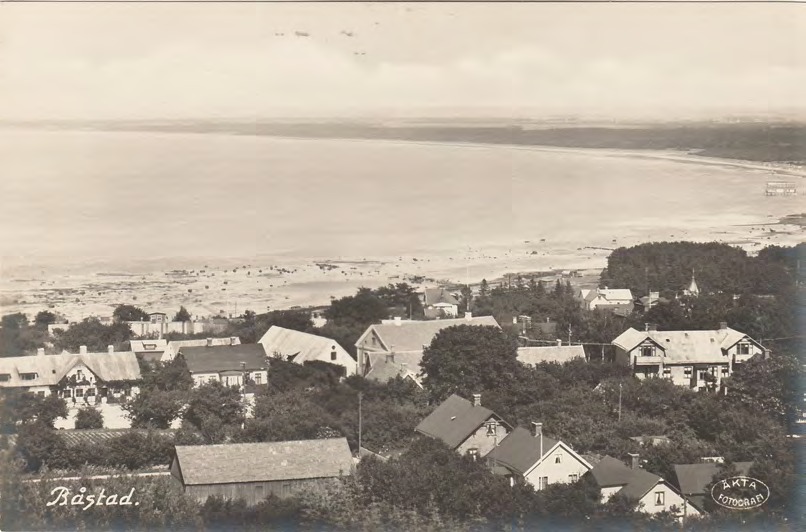 Framsida av Båstad.
