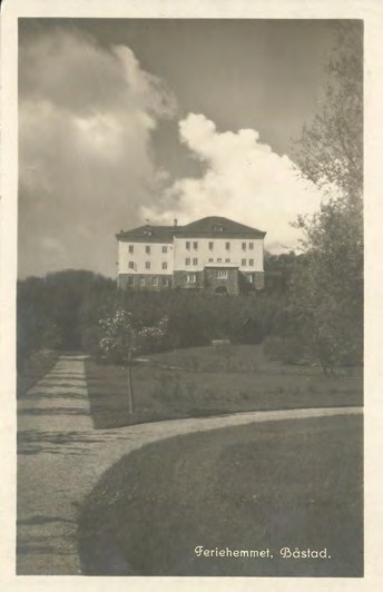 Framsida av Feriehemmet, Båstad.