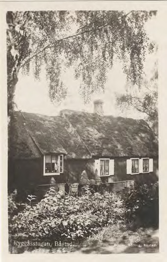 Framsida av Ryggåsstugan, Båstad.