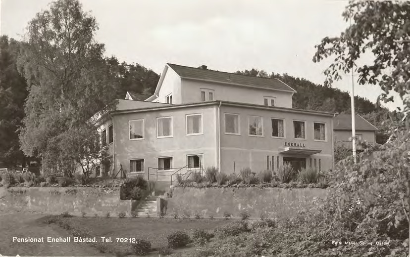 Framsida av Pensionat Enehall Båstad. Tel. 702 12.