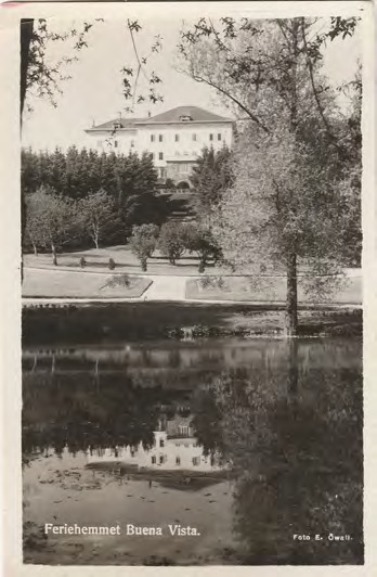 Framsida av Feriehemmet Buena Vista.