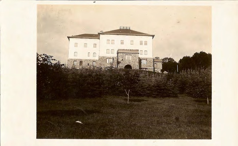 Framsida av - (Stiftsgården)