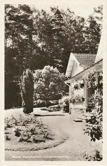 Framsida av Båstad. Hasselbackens Trädgårdsservering.