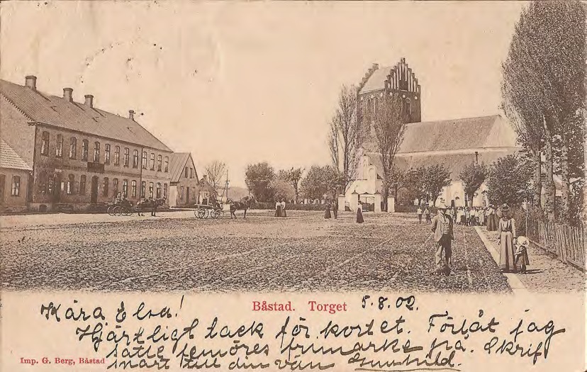 Framsida av Båstad. Torget